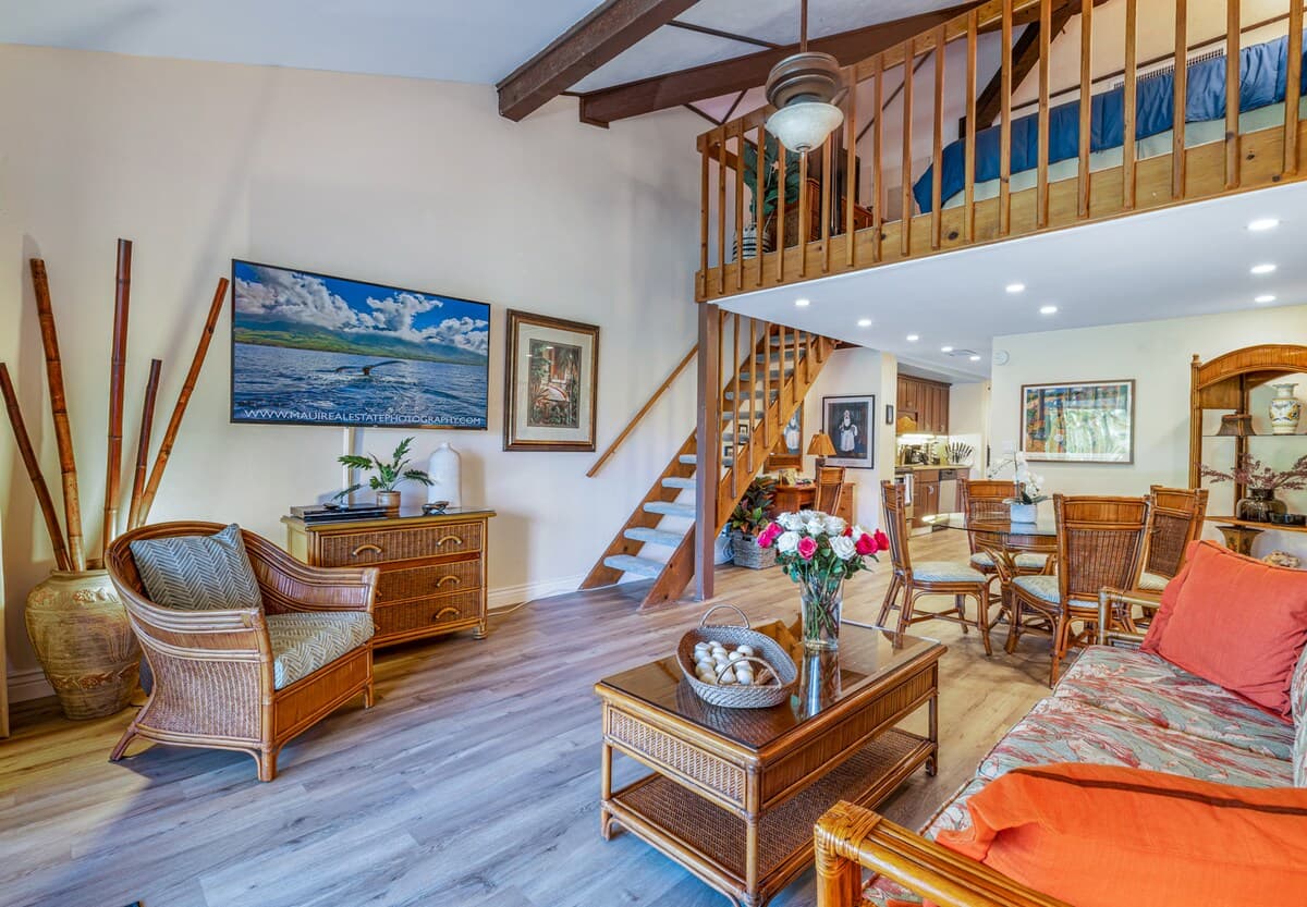 Condo in Lahaina · ★4.8 · 1 bedroom · 2 beds · 1 private bath - Photo 2
