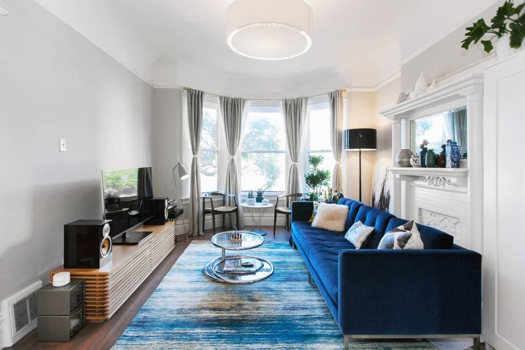 Edwardian Condo with Tranquil Garden - Photo 1