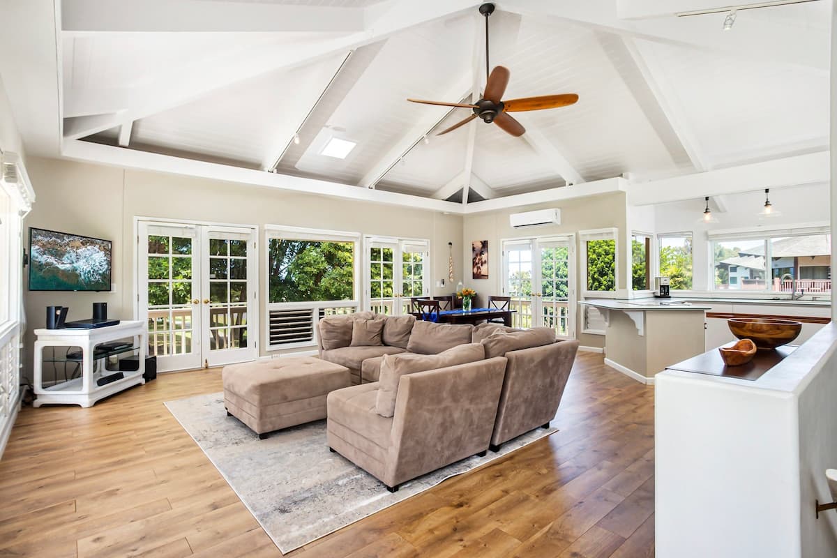 Home in Princeville · ★4.8 · 2 bedrooms · 3 beds · 2.5 private baths - Photo 3