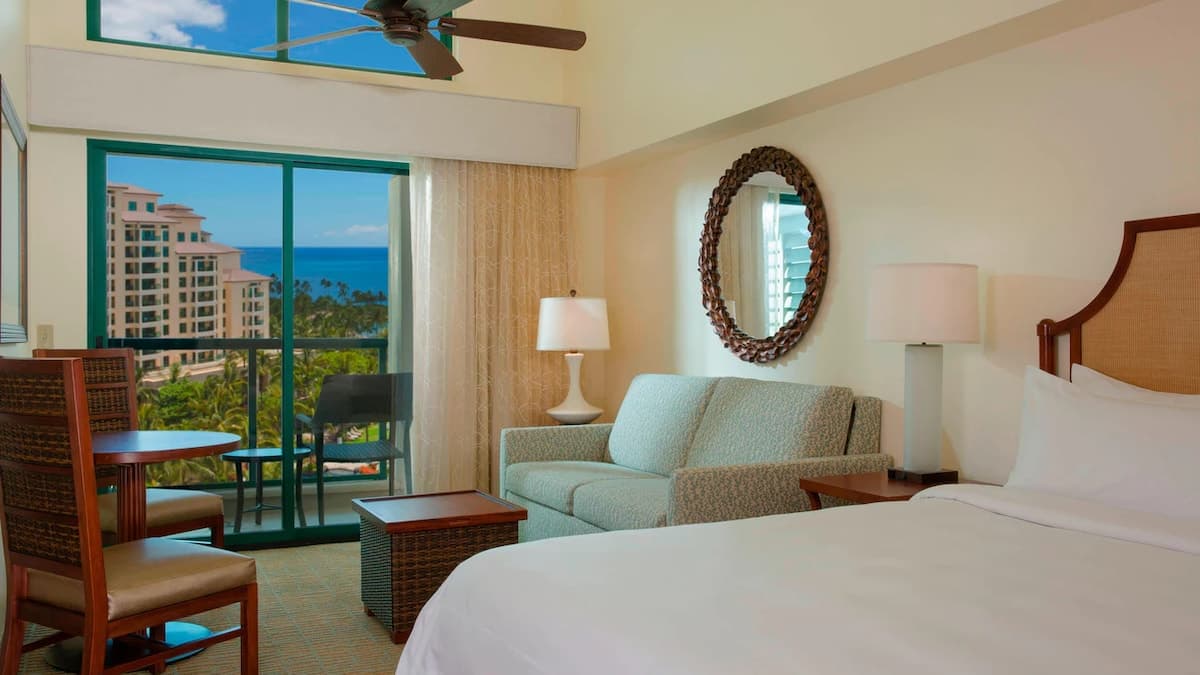 Condo in Kapolei · ★5.0 · 2 bedrooms · 4 beds · 2 private baths - Photo 2