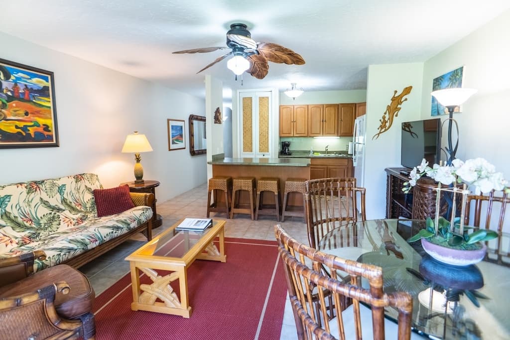 Condo in Kahuku · ★4.74 · 1 bedroom · 2 beds · 2 private baths - Photo 4