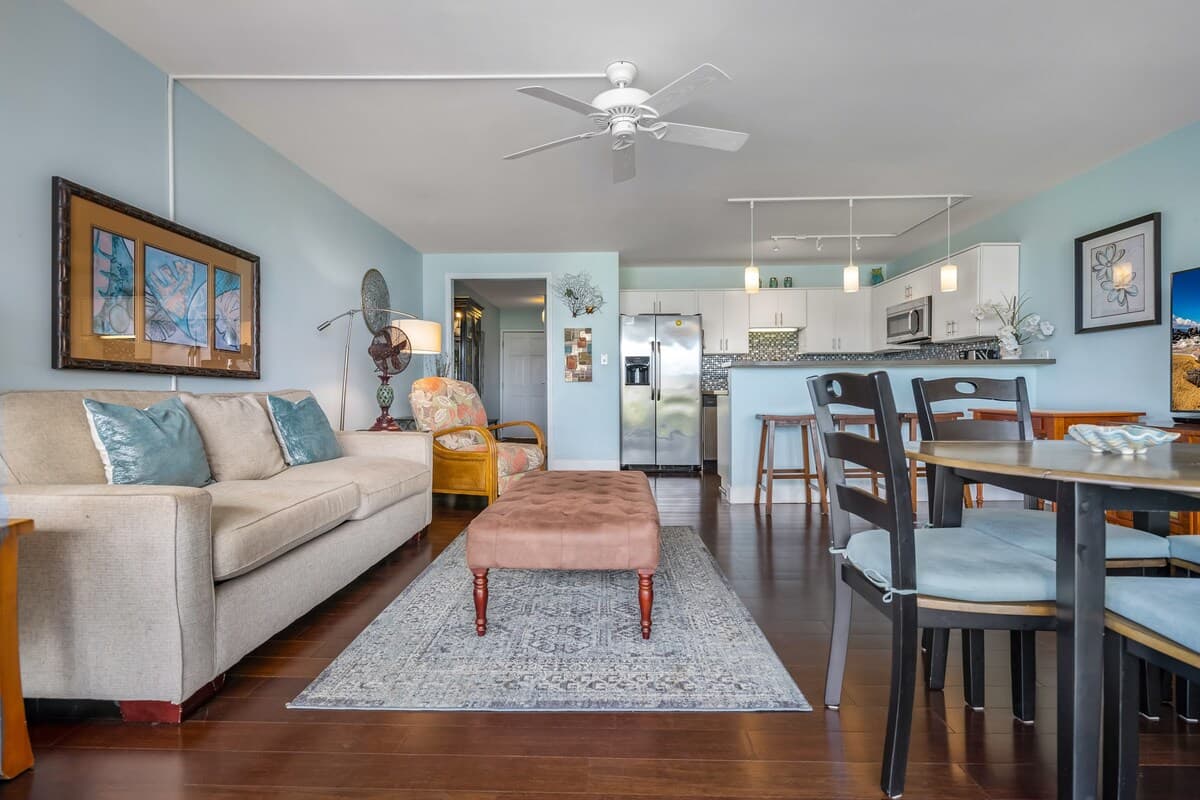 Condo in Kihei · ★4.9 · 1 bedroom · 2 beds · 1 private bath - Photo 4