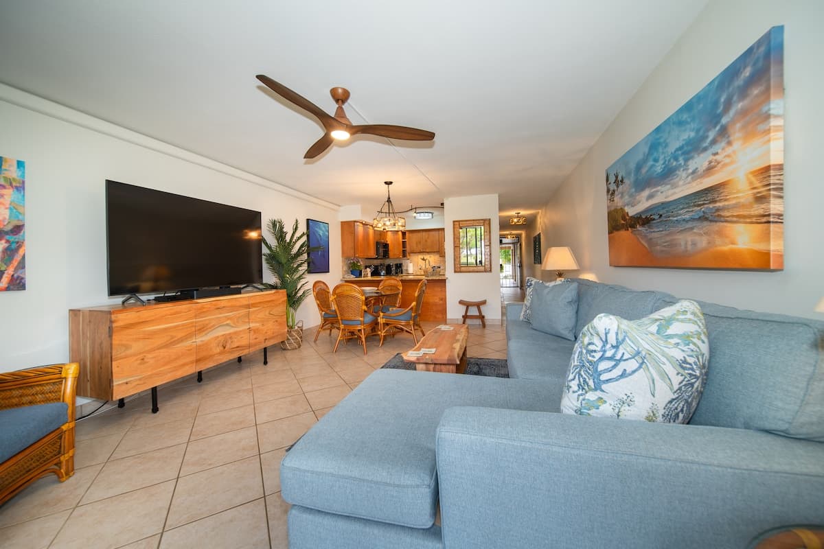 Condo in Kihei · ★4.97 · 1 bedroom · 2 beds · 2 shared baths - Photo 2