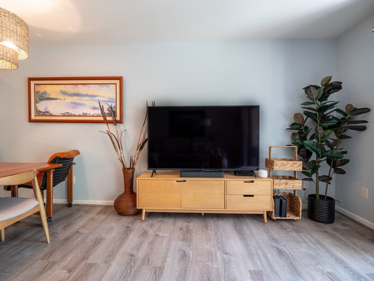 Condo in Kihei · ★4.99 · 1 bedroom · 2 beds · 2 baths - Photo 4