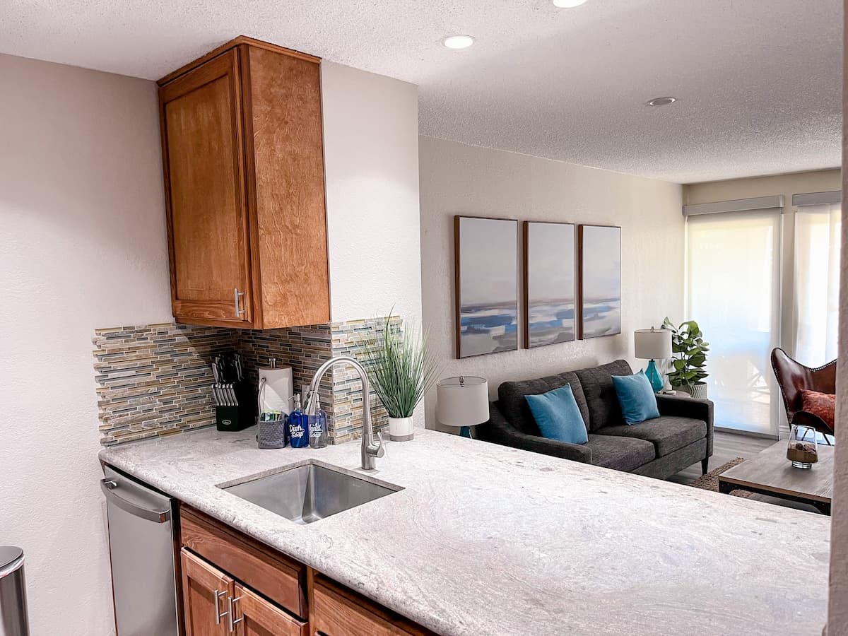 Condo in Kihei · ★4.85 · 1 bedroom · 1 bed · 1 private bath - Photo 5