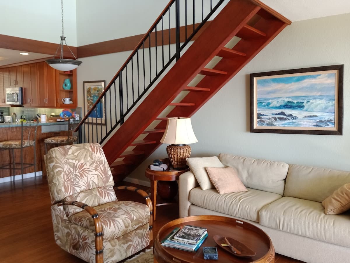 Condo in Kailua-Kona · ★4.71 · 2 bedrooms · 2 beds · 2.5 baths - Photo 3