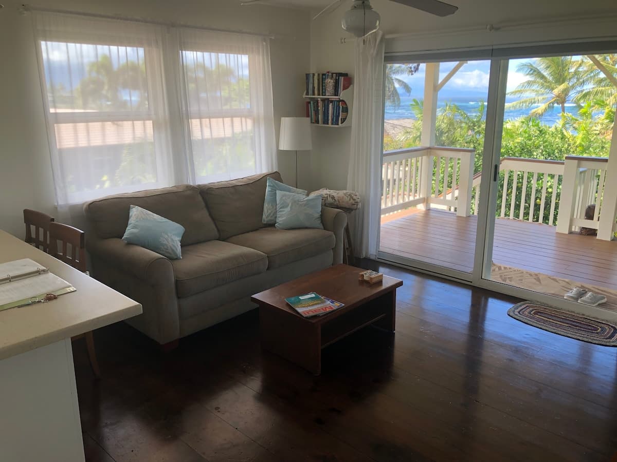 Guesthouse in Paia · ★4.93 · 1 bedroom · 1 bed · 1 bath - Photo 2