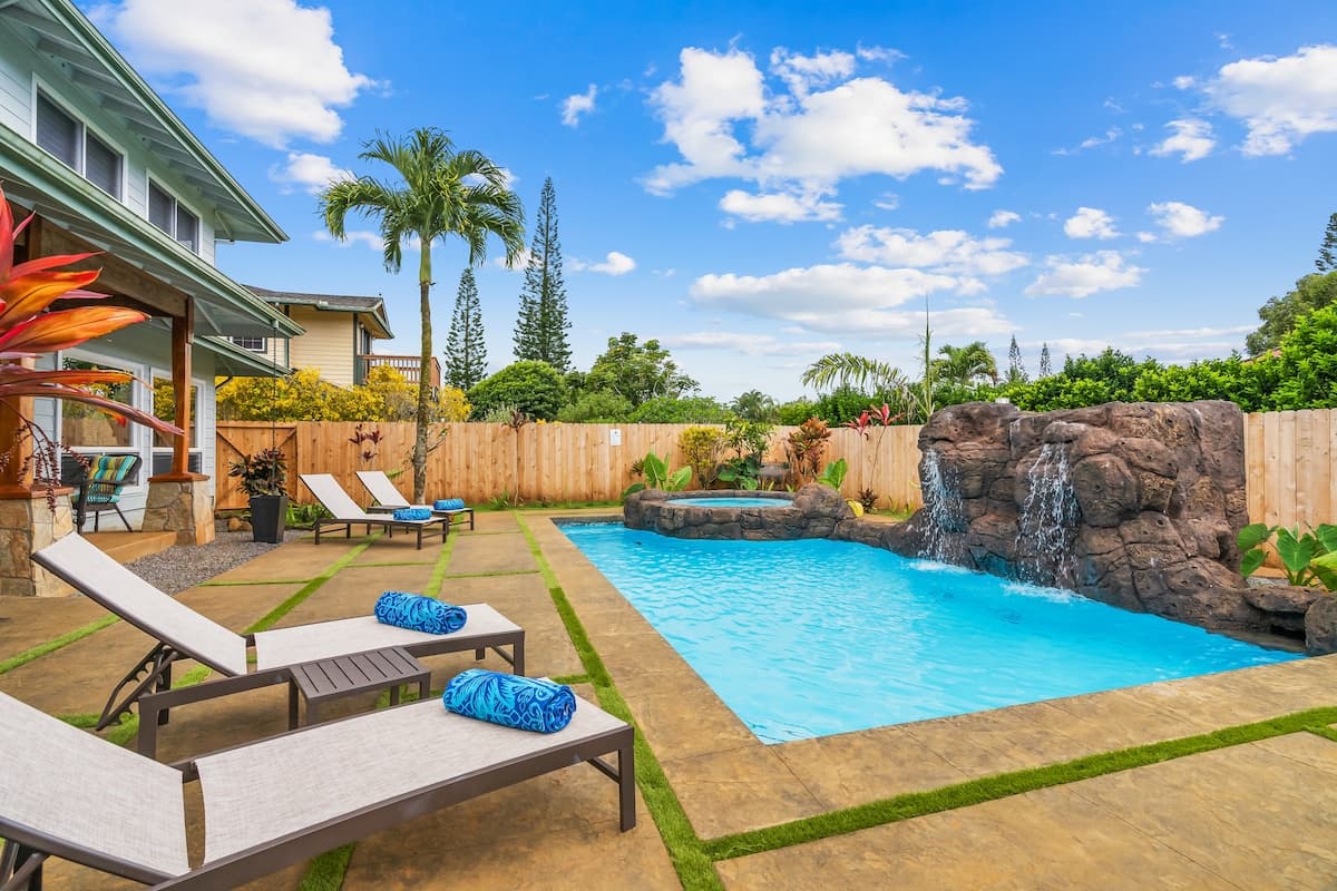 Home in Princeville · ★4.94 · 4 bedrooms · 5 beds · 4 private baths - Photo 4