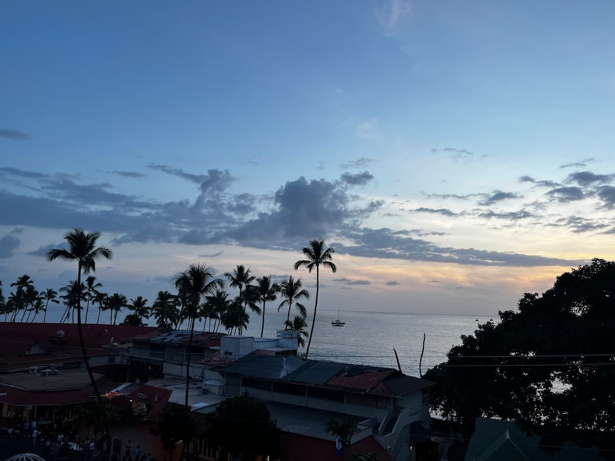 Condo in Kailua-Kona · ★4.92 · 2 bedrooms · 3 beds · 2 baths - Photo 1