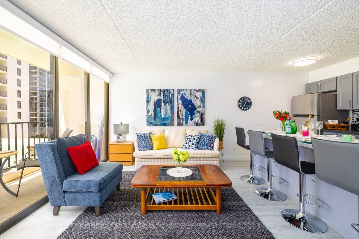 Condo in Honolulu · ★4.83 · 1 bedroom · 2 beds · 1 private bath - Photo 3