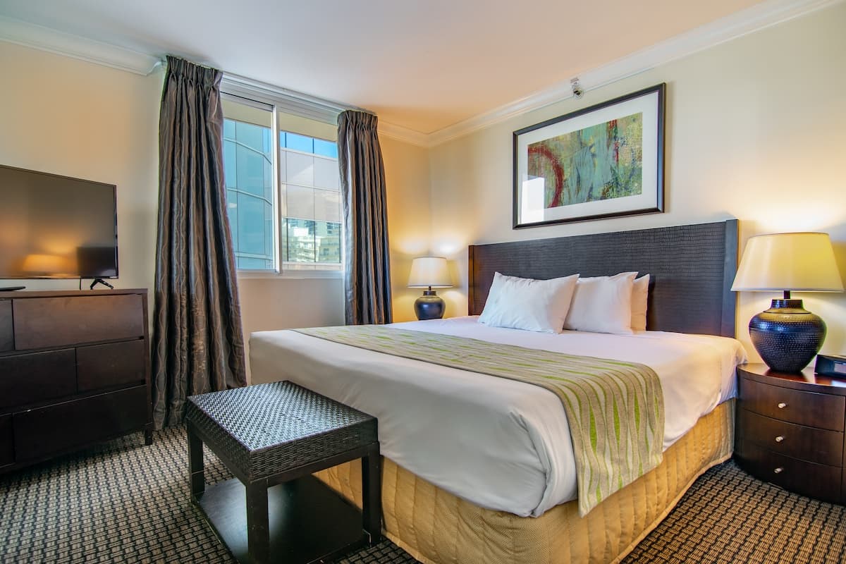 Regency Waikiki Prt Ocn Vw Never end summer deal! - Photo 2