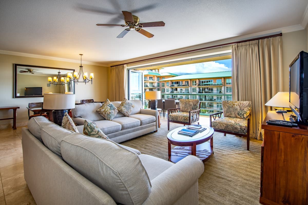 Honua Kai Resort & Spa Ocean View 3 Bedroom 3 Bath - Photo 2