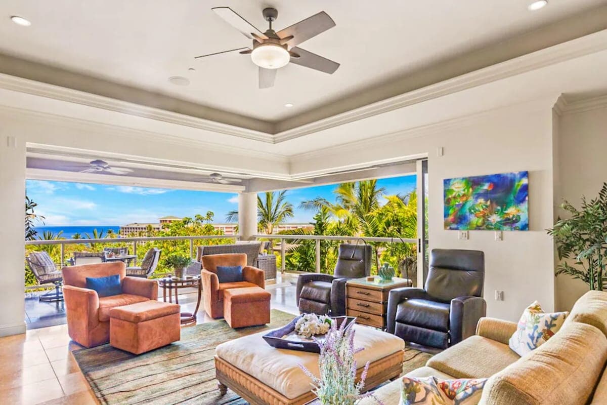 Condo in Kihei · ★4.94 · 3 bedrooms · 6 beds · 3.5 private baths - Photo 3