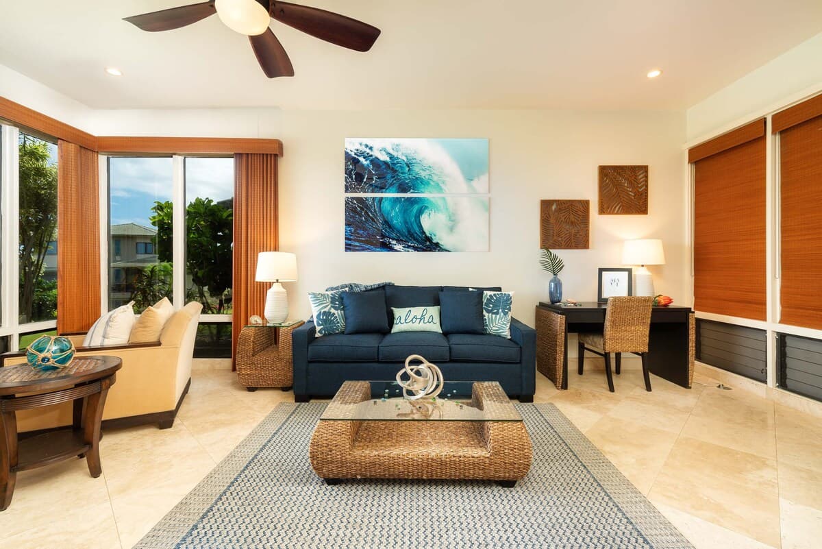 Condo in Lahaina · ★4.62 · 1 bedroom · 2 beds · 1 bath - Photo 4