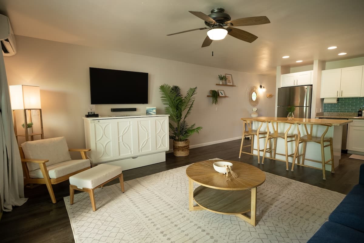 Condo in Kahuku · ★4.91 · 1 bedroom · 2 beds · 1 private bath - Photo 3