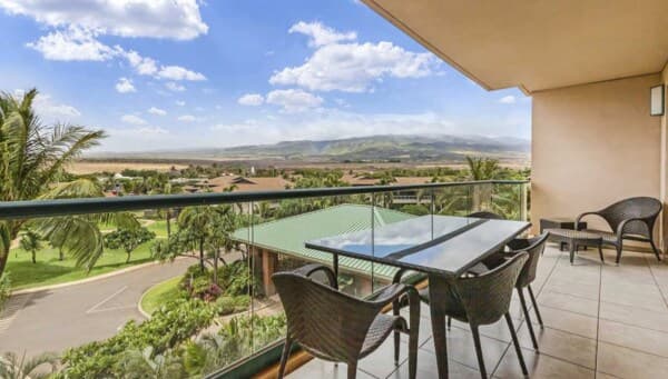 Condo in Lahaina · ★4.84 · 1 bedroom · 1 bed · 1 private bath - Photo 3