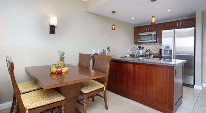 Condo in Lahaina · ★4.82 · 1 bedroom · 1 bed · 1 bath - Photo 5
