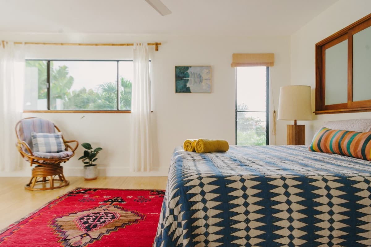 Home in Kailua-Kona · ★4.98 · 3 bedrooms · 4 beds · 3.5 baths - Photo 3