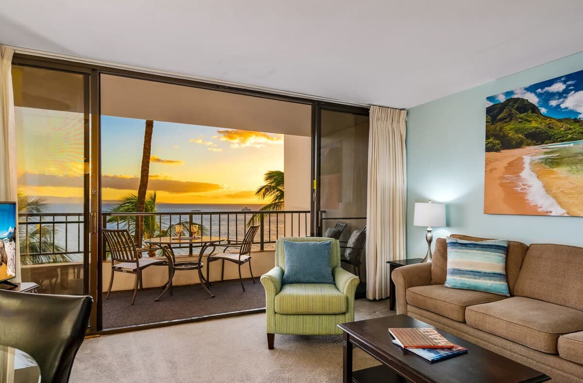 Condo in Kihei · ★4.94 · 1 bedroom · 2 beds · 1 bath - Photo 2
