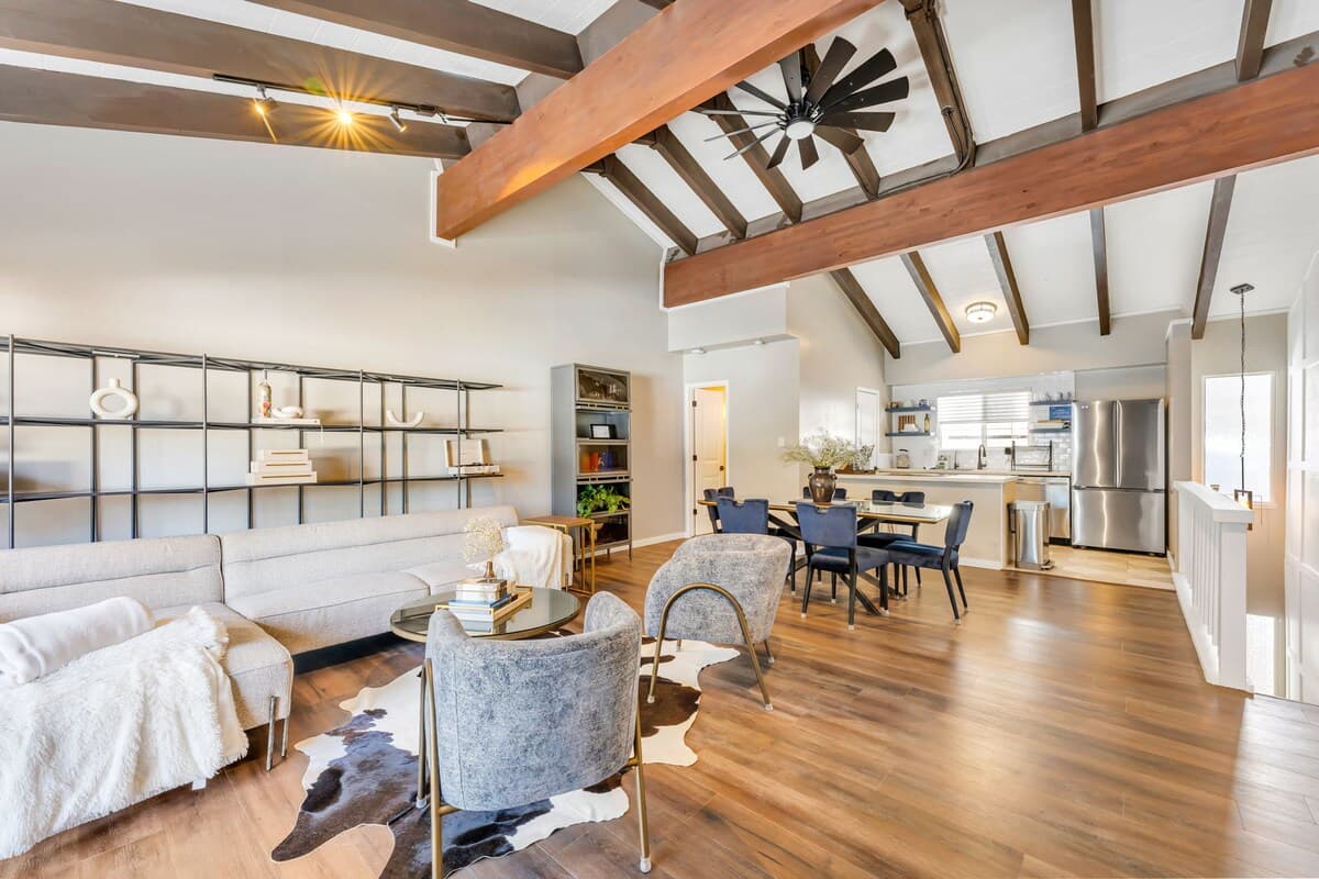 Condo in Incline Village · ★4.68 · 3 bedrooms · 3 beds · 2.5 private baths - Photo 3