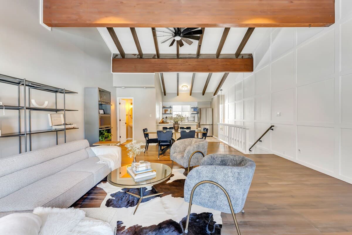 Condo in Incline Village · ★4.68 · 3 bedrooms · 3 beds · 2.5 private baths - Photo 2