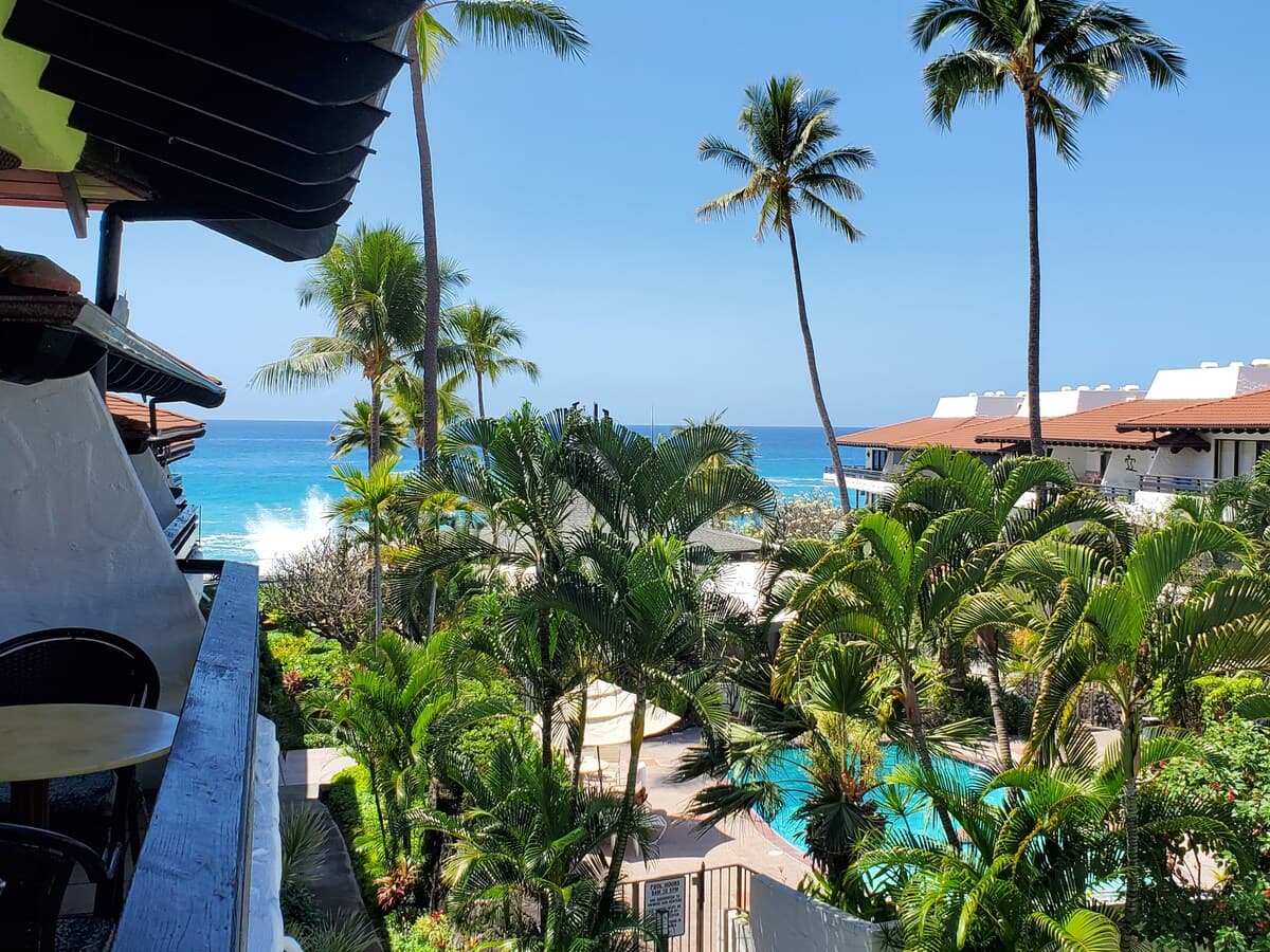 Condo in Kailua-Kona · ★4.89 · 1 bedroom · 2 beds · 1 bath - Photo 2