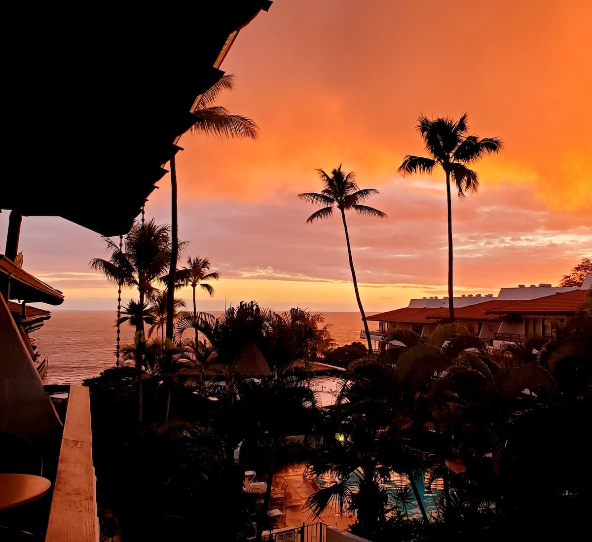 Condo in Kailua-Kona · ★4.89 · 1 bedroom · 2 beds · 1 bath - Photo 5