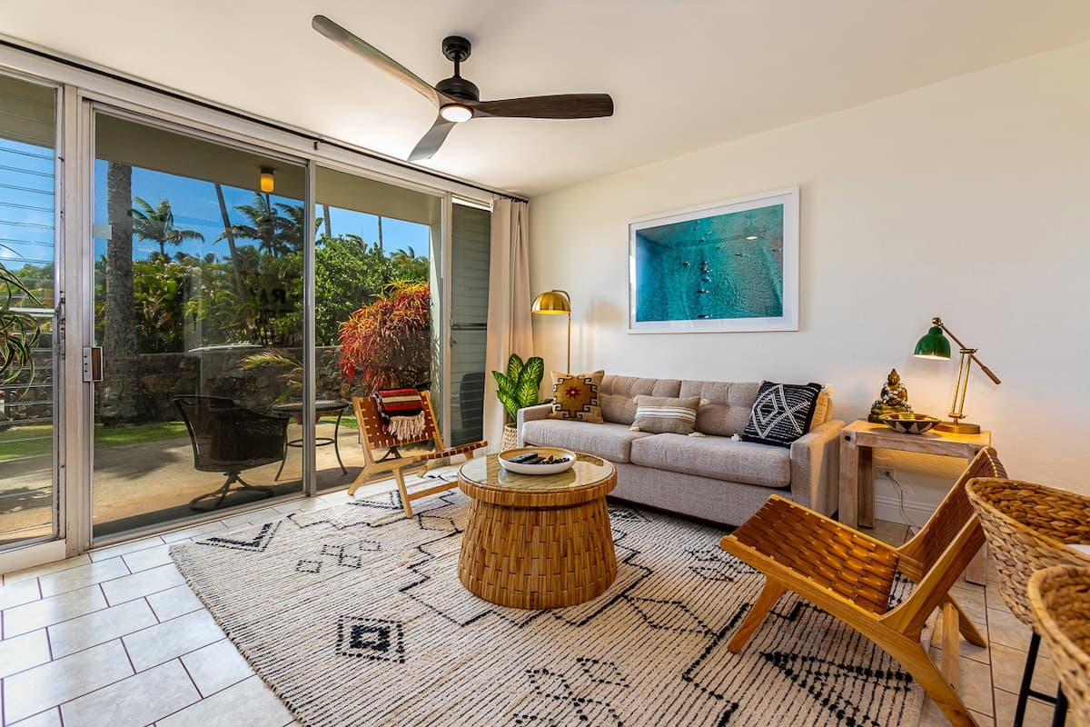 Condo in Paia · ★4.89 · 1 bedroom · 2 beds · 1 private bath - Photo 3