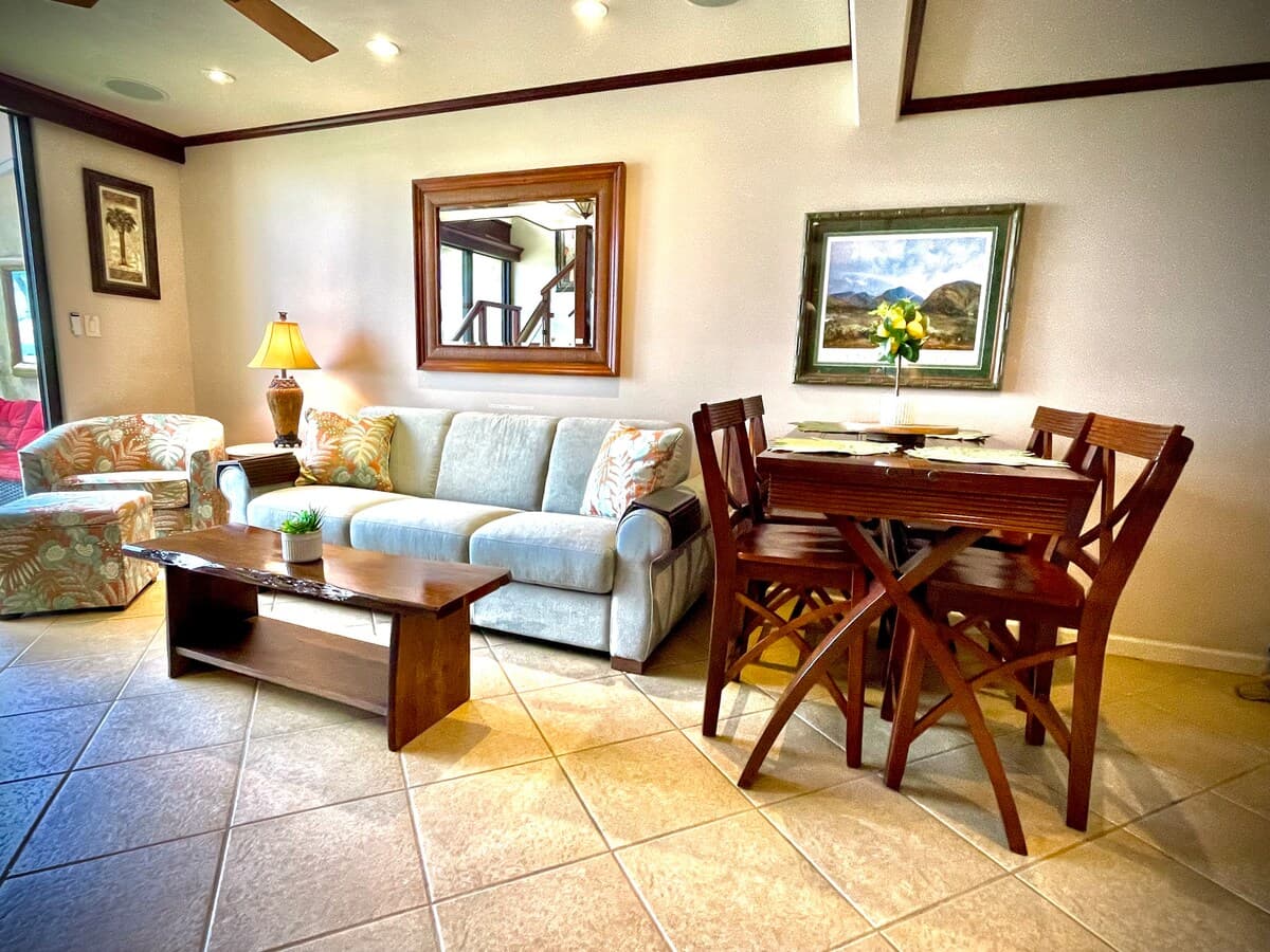 Condo in Wailuku · ★5.0 · 2 bedrooms · 3 beds · 2 baths - Photo 2