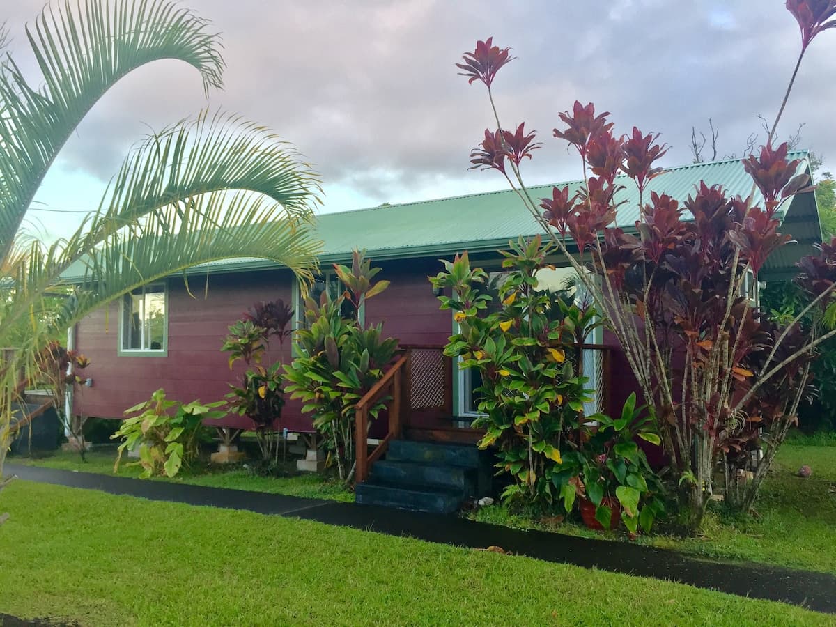 Puna Rainforest Retreat Hotspring: Purple Passion - Photo 1