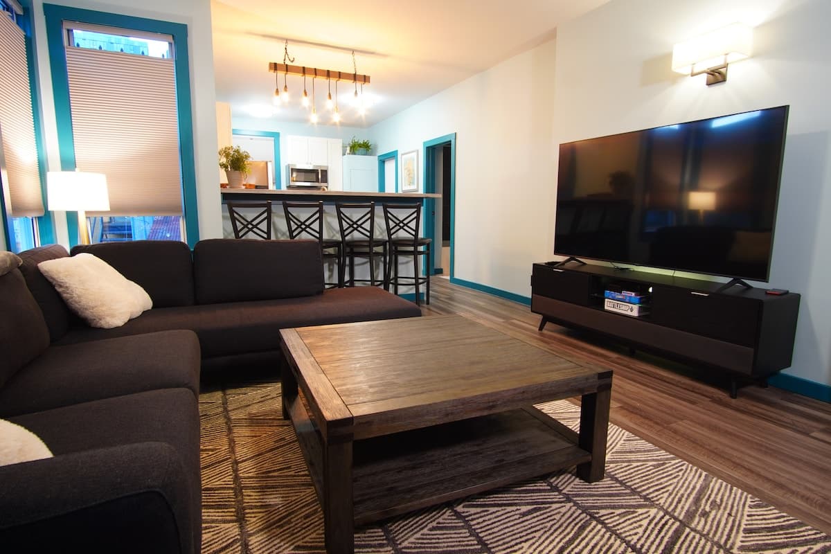 Remodeled 1906 Flat, Steps to Moscone - Photo 1