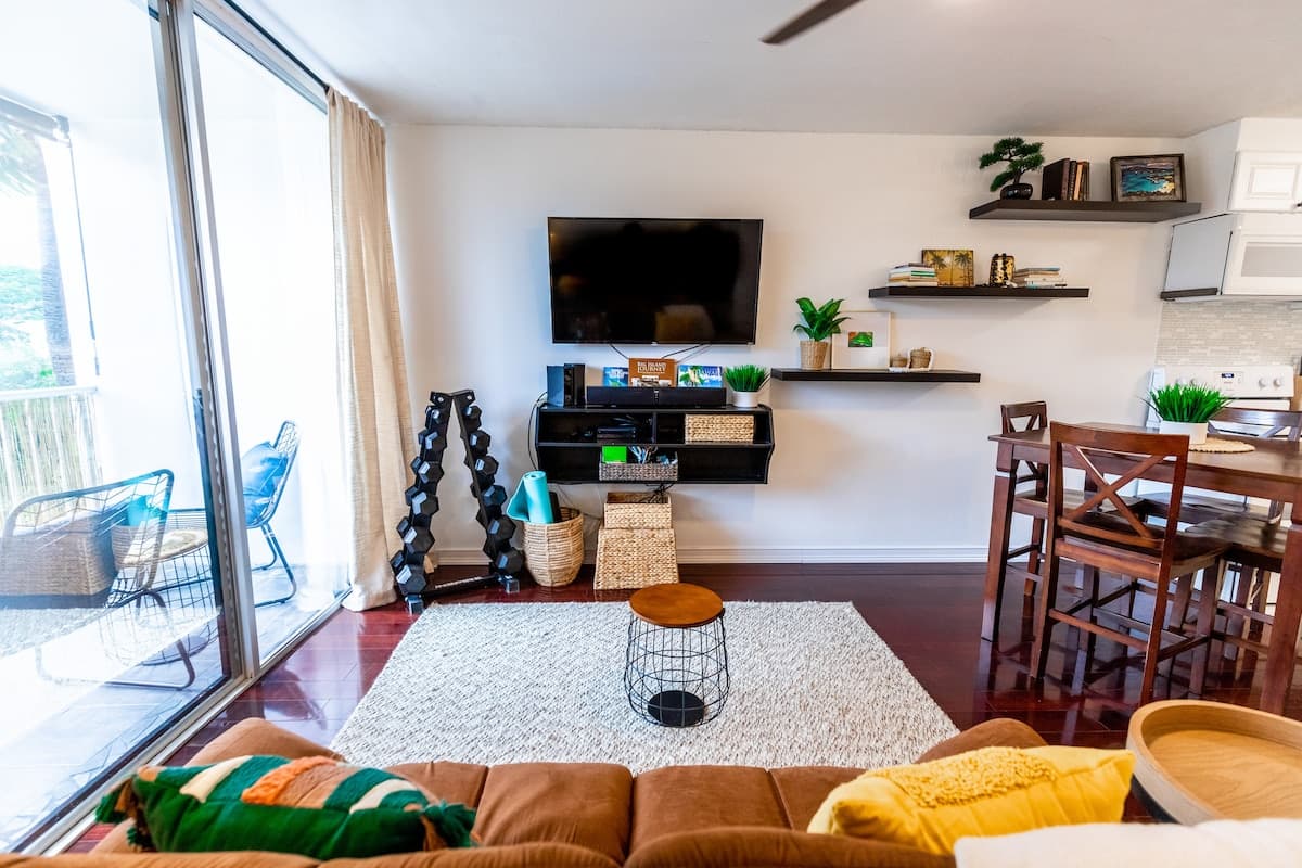 Condo in Kailua-Kona · ★4.45 · 1 bedroom · 1 bed · 1 bath - Photo 3