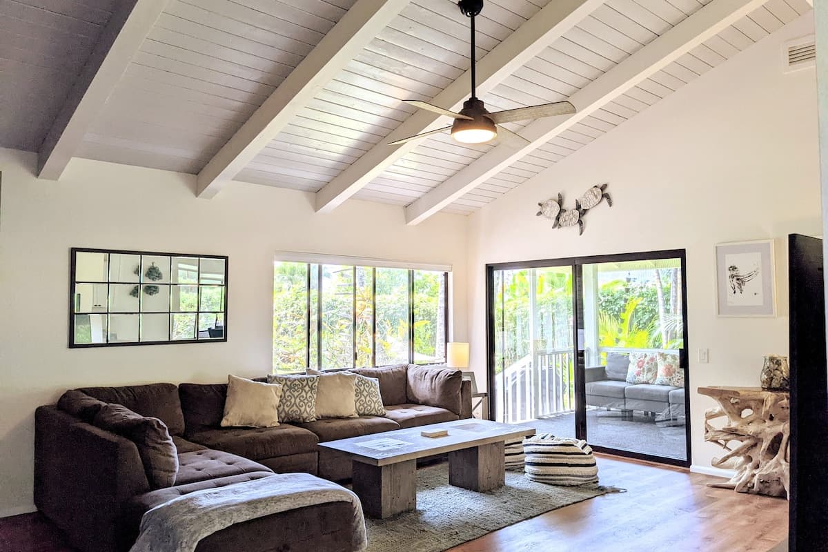 Home in Princeville · ★4.97 · 3 bedrooms · 6 beds · 2 private baths - Photo 5