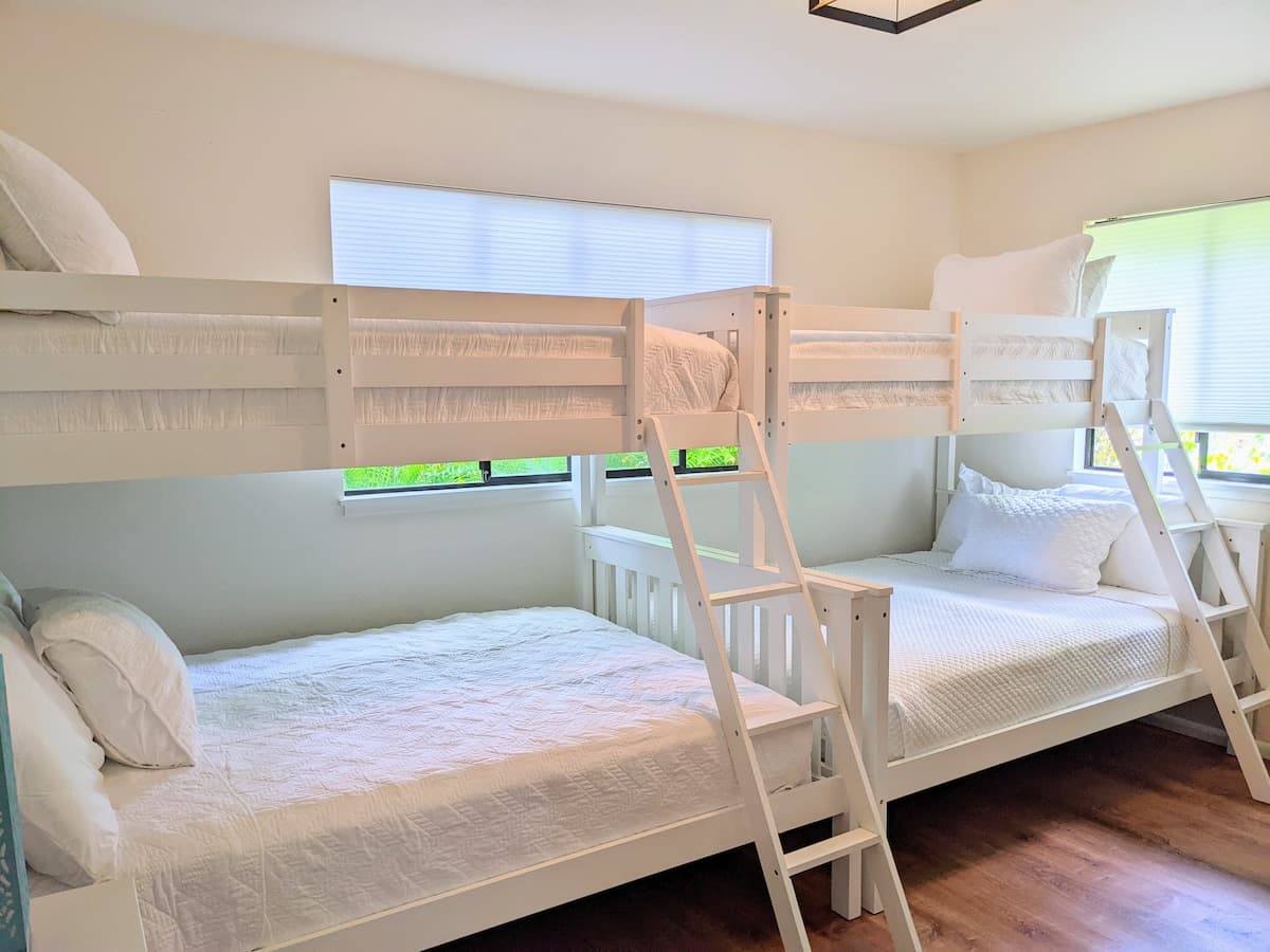 Home in Princeville · ★4.97 · 3 bedrooms · 6 beds · 2 private baths - Photo 2
