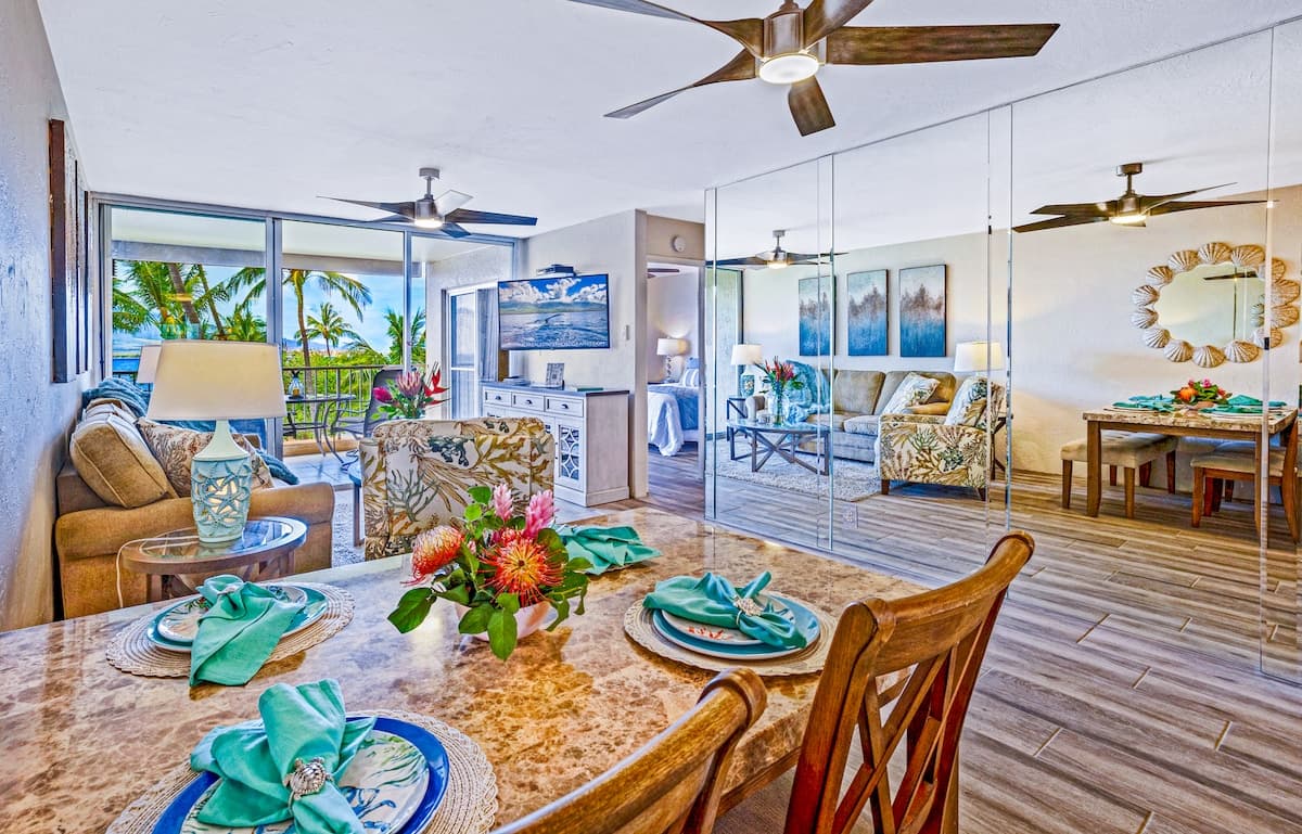 Condo in Kihei · ★4.89 · 2 bedrooms · 3 beds · 2 shared baths - Photo 4