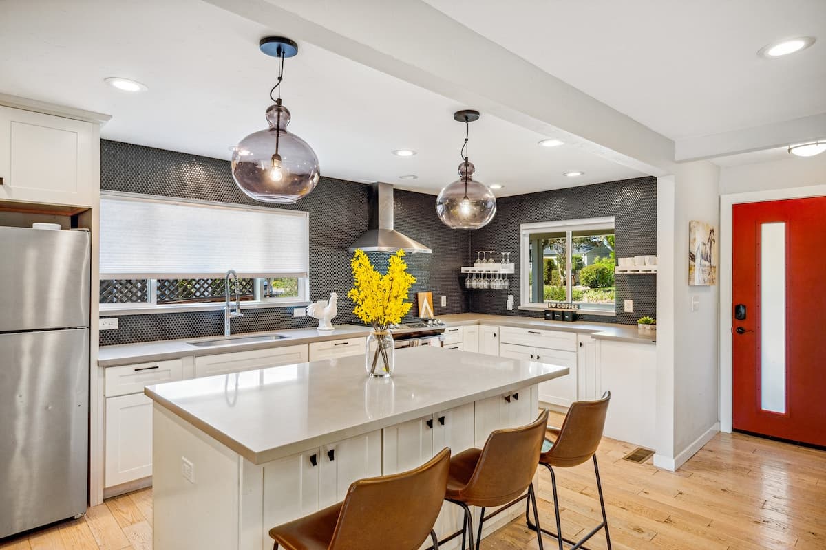 Modern Napa Home with Pool & Hot Tub Near Downtown - Photo 5