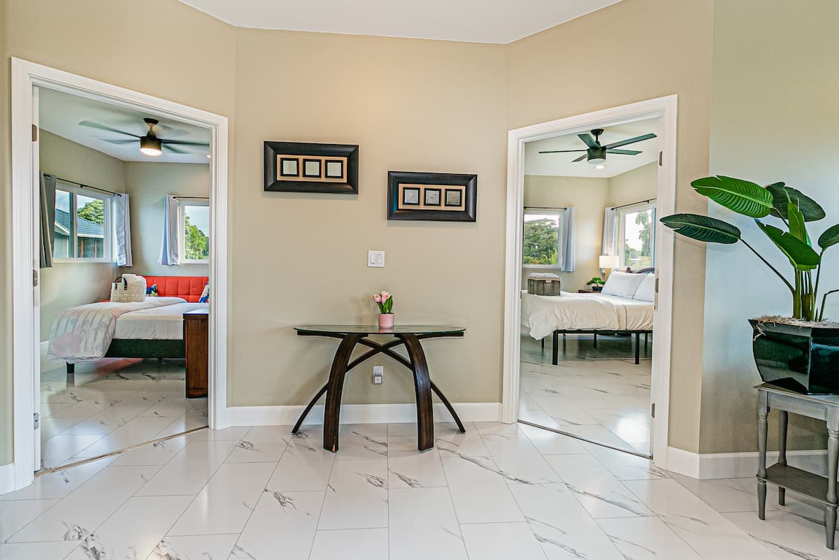 Home in Hilo · ★4.91 · 5 bedrooms · 8 beds · 4 shared baths - Photo 4
