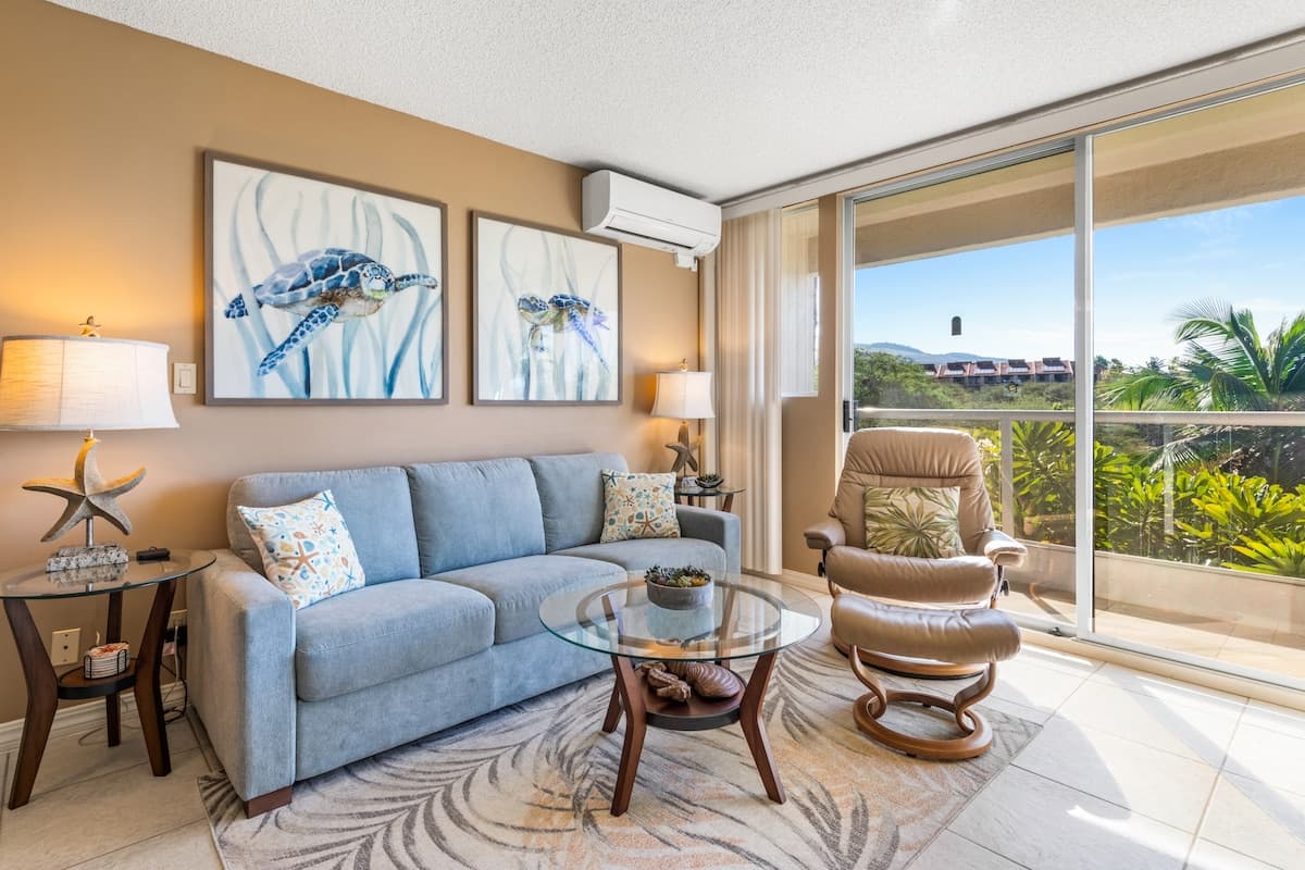 Condo in Kihei · ★5.0 · 1 bedroom · 2 beds · 2 private baths - Photo 3