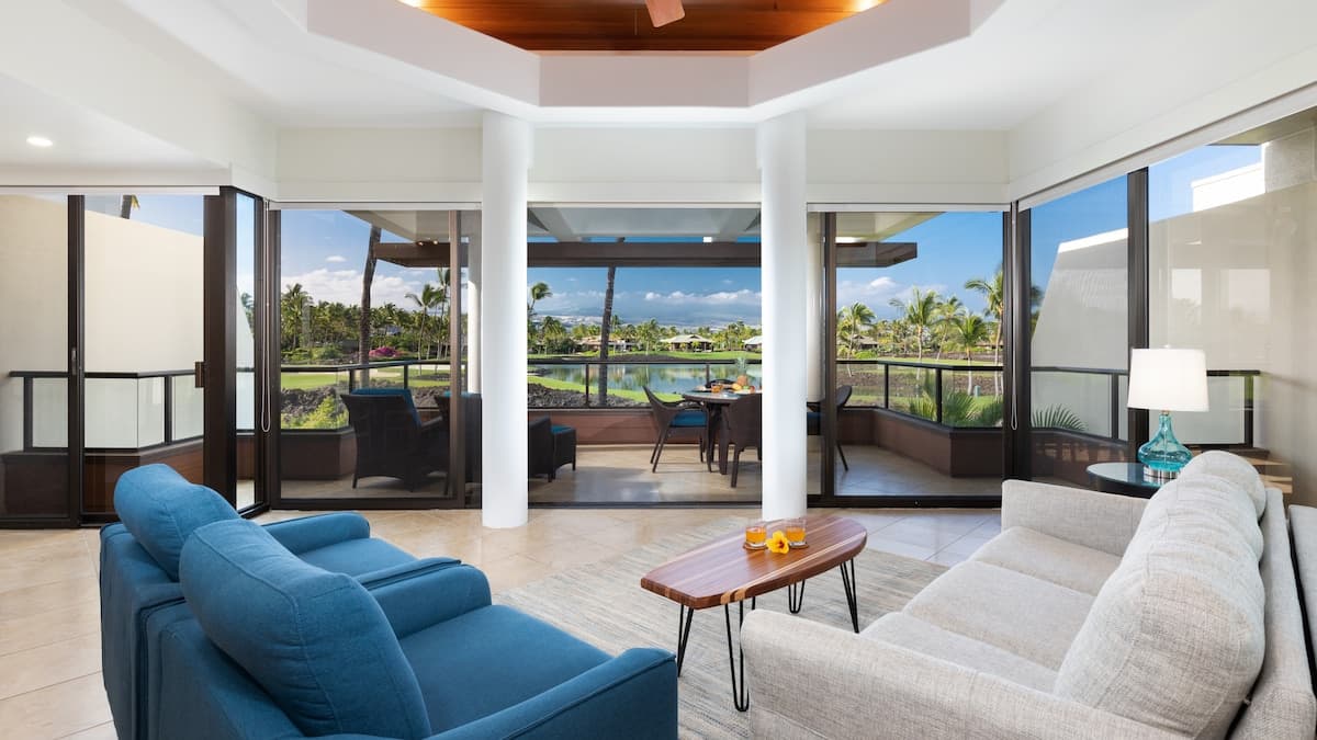 Condo in Waimea · ★4.88 · 2 bedrooms · 4 beds · 2.5 baths - Photo 4