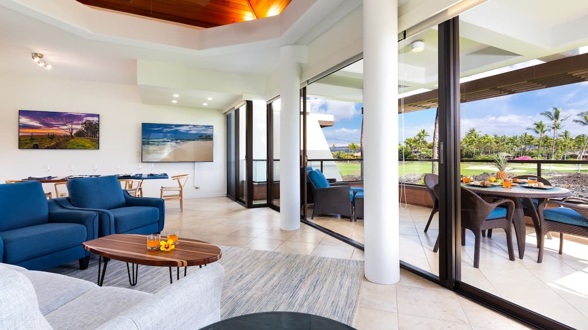 Condo in Waimea · ★4.88 · 2 bedrooms · 4 beds · 2.5 baths - Photo 5