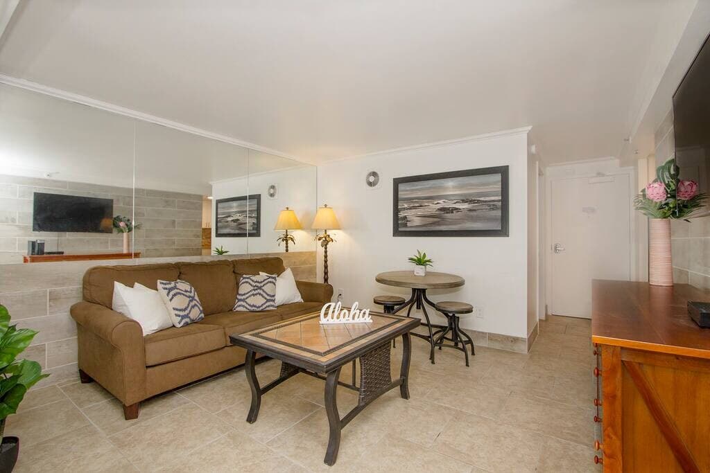 Hotel in Honolulu · ★4.16 · 1 bedroom · 1 bed · 1 private bath - Photo 3
