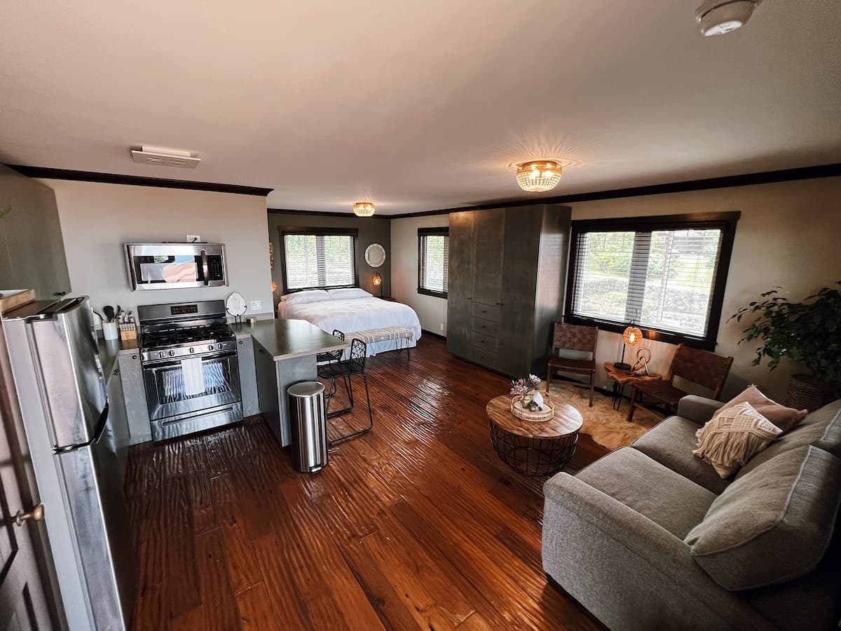Anuhea House Akau - Beautiful custom-built studio - Photo 3