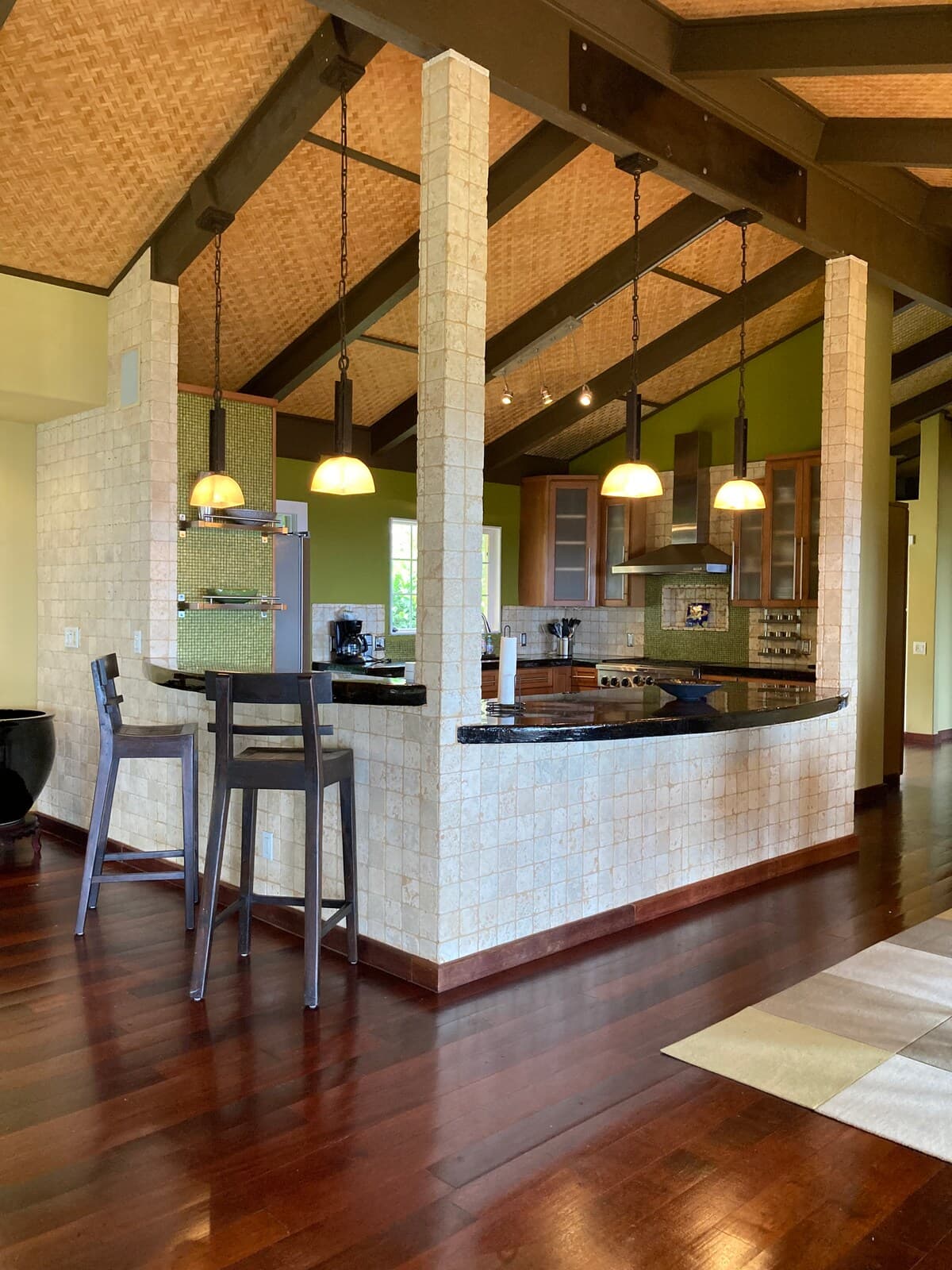 Villa in Nīnole · ★4.6 · 3 bedrooms · 3 beds · 3 baths - Photo 4