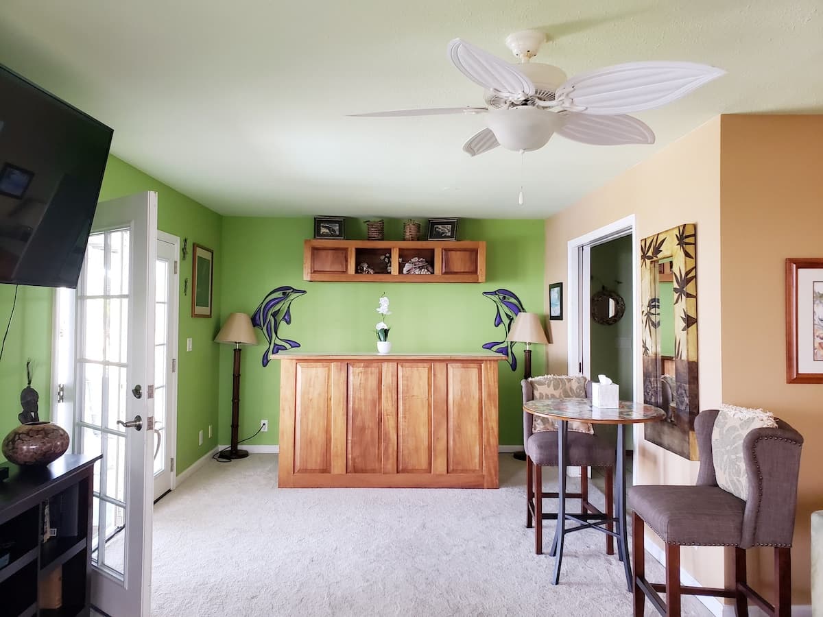 Home in Kailua-Kona · ★4.83 · 3 bedrooms · 4 beds · 2.5 baths - Photo 5