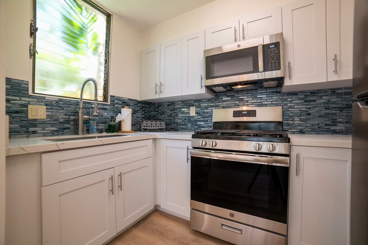 Condo in Kihei · ★4.93 · Studio · 1 bed · 1 bath - Photo 4