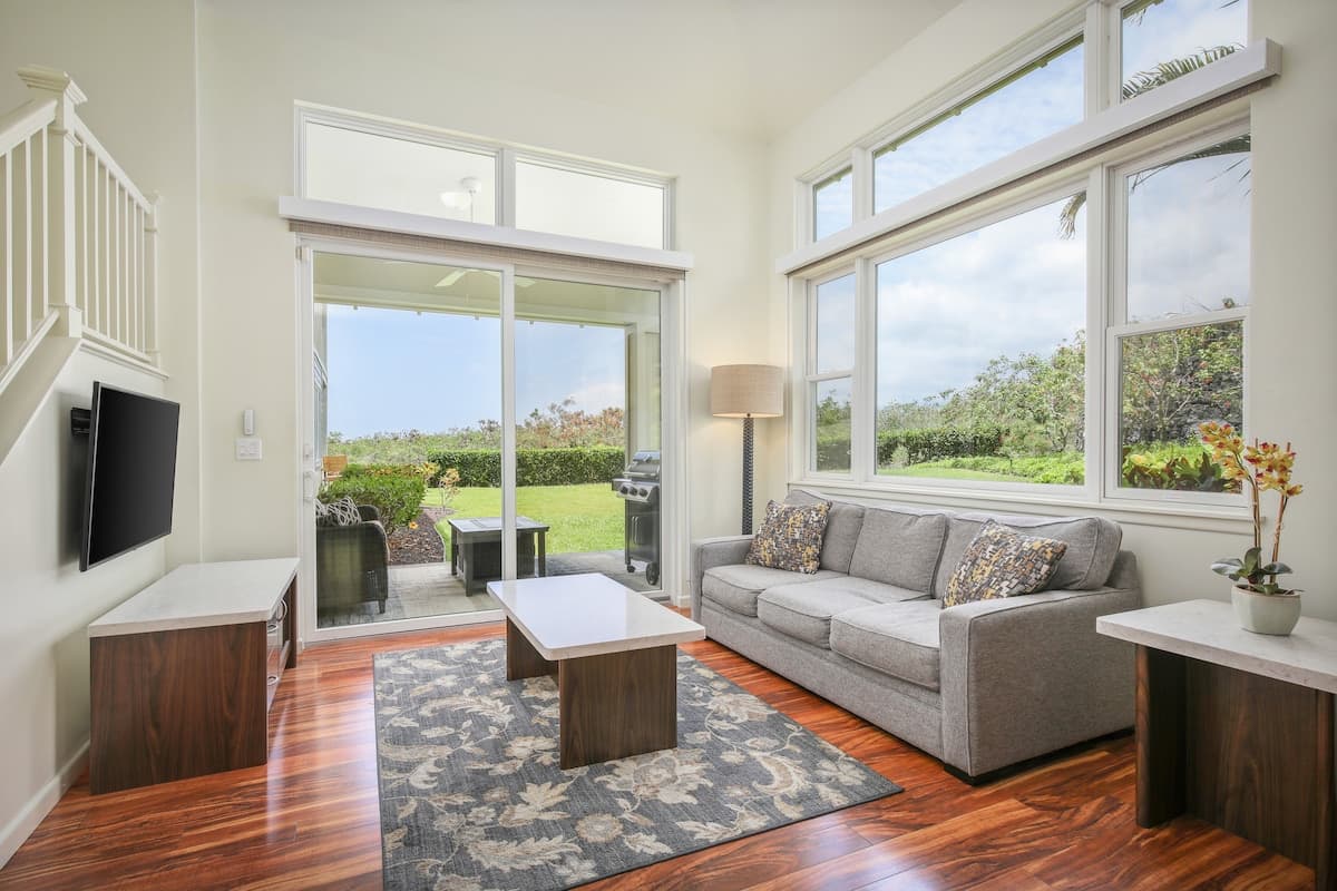 Townhouse in Kailua-Kona · ★5.0 · 3 bedrooms · 4 beds · 3 baths - Photo 2