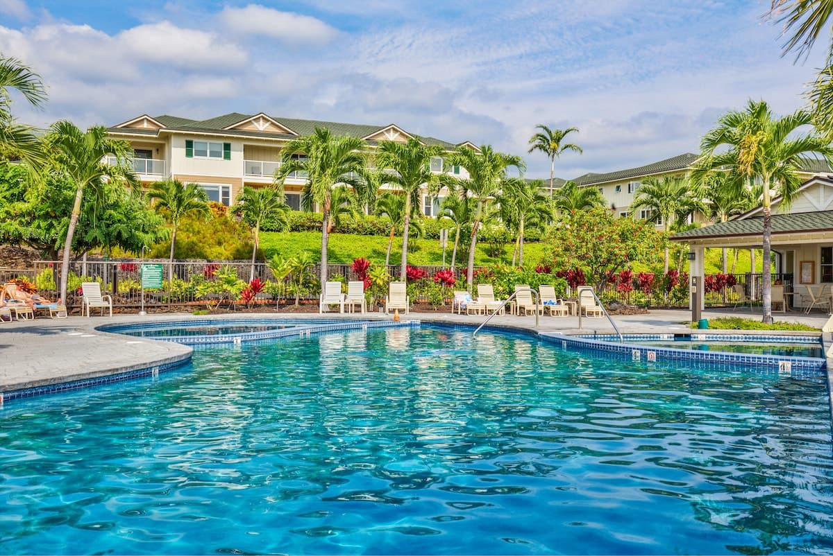 Townhouse in Kailua-Kona · ★5.0 · 3 bedrooms · 4 beds · 3 baths - Photo 1
