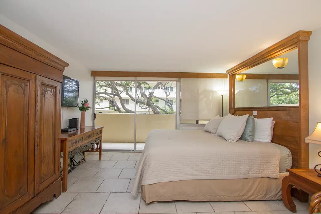 Waikiki - Ocean Front Hotel - Photo 4