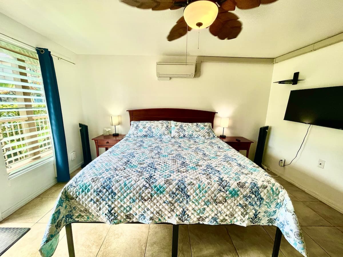 Condo in Kapaa · ★4.88 · 1 bedroom · 1 bed · 1 private bath - Photo 1