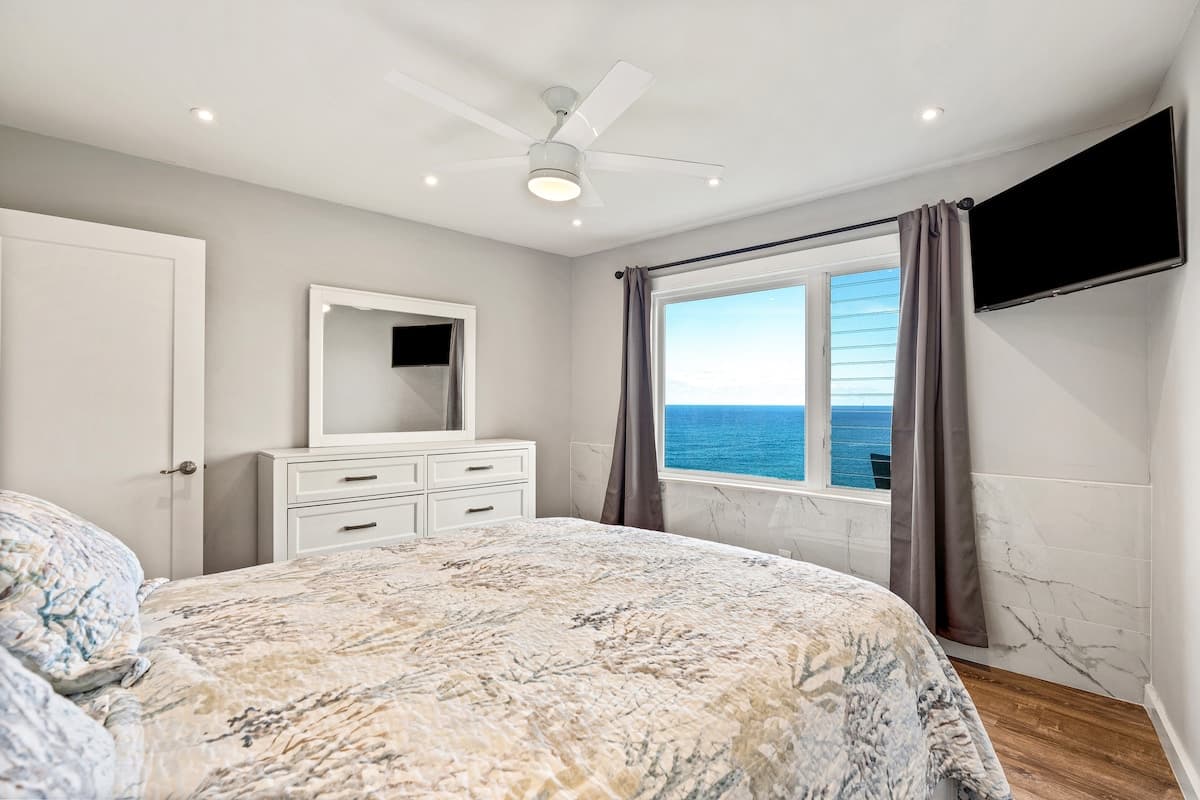 Condo in Princeville · ★4.95 · 2 bedrooms · 2 beds · 2 baths - Photo 5